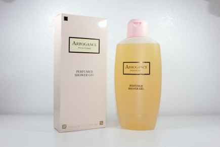 ARROGANCE POUR FEMME PERFUMED SHOWER GEL 400ML Doccia Gel Profumato Donna Arrogance 50018 Cura corpo