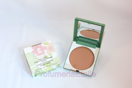CLINIQUE STAY-MATTE SHEER PRESSED POWDER N.3 BEIGE Cipria compatta opacizzante Clinique 029037/003 Make up