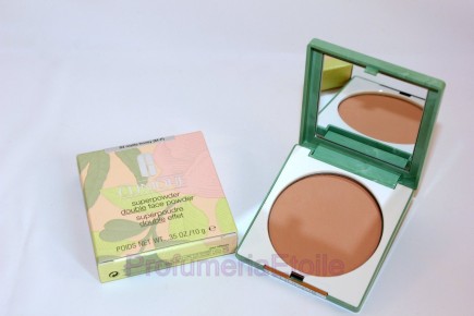 CLINIQUE SUPERPOWDER DOUBLE FACE MAKEUP N.4 HONEY Cipria e base per il trucco Clinique 029036/004 Ciprie