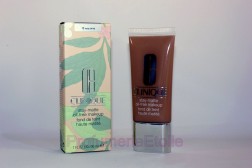 CLINIQUE STAY-MATTE OIL-FREE MAKEUP N.15 BEIGE 30ML Fondotinta Opacizzante  Clinique 029001/015 Make up