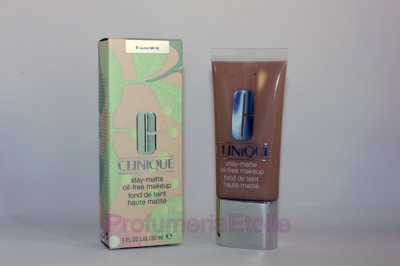 CLINIQUE STAY-MATTE OIL-FREE MAKEUP  N.9 NEUTRAL  30ML Fondotinta Opacizzante