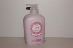PERLIER SAPONE LIQUIDO VELLUTANTE ALLA FRESIA 300ML Perlier 535035/006 Detergenti corpo