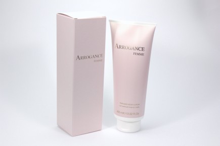 ARROGANCE FEMME LATTE CORPO PROFUMATO DA DONNA 400ML Body Lotion Woman Arrogance 50011 Creme e lozioni