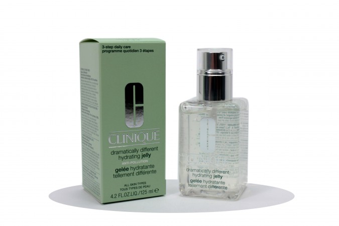 CLINIQUE DRAMATICALLY DIFFERENT HYDRATING JELLY 125ML TUTTI I TIPI DI PELLE Clinique 28146 Creme idratanti
