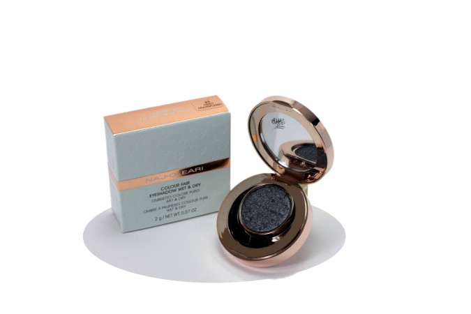 NAJ OLEARI COLOUR FAIR EYESHADOW WET & DRY N.20 NERO MULTIRIFLESSO Ombretto Naj Oleari 491382/020 Ombretti