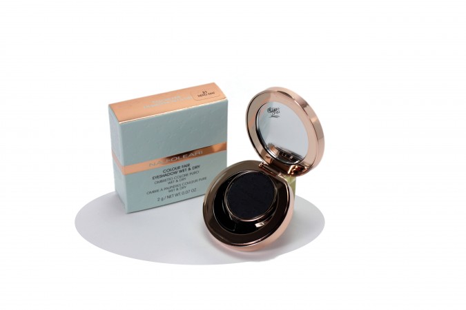 NAJ OLEARI COLOUR FAIR EYESHADOW WET & DRY N.21 NERO MAT Ombretto Naj Oleari 491382/021 Ombretti