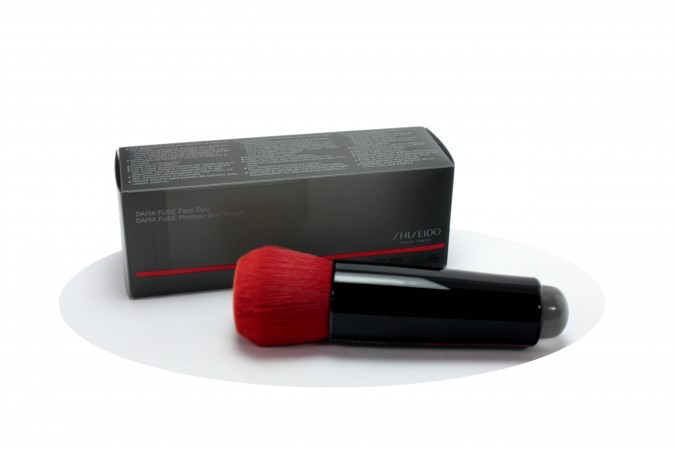 SHISEIDO DAIYA FUDE FACE BRUSH Pennello Viso
