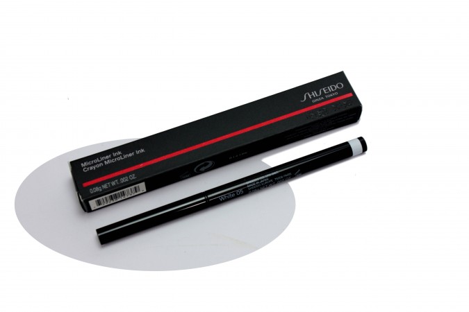 SHISEIDO MICROLINER INK N.05 WHITE Eyeliner Occhi Shiseido 831172/005 Matite per occhi e eyeliner