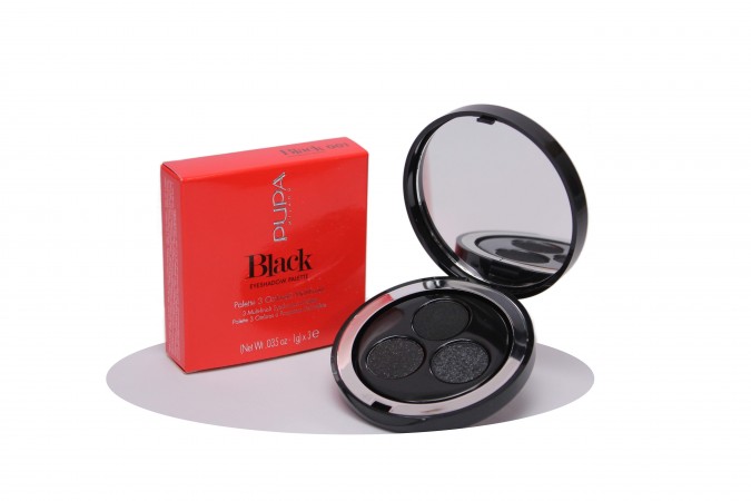 Pupa Black Eyeshadow Palette N.001 Shades Of Black Palette 3 Ombretti Multifinish Pupa 568176/001 Occhi