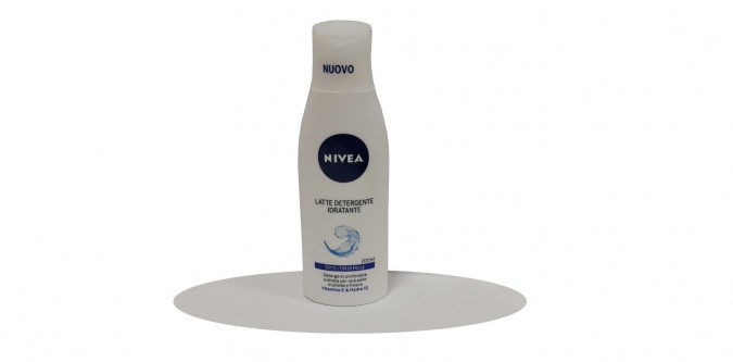NIVEA VISO LATTE DETERGENTE IDRATANTE TUTTI I TIPI DI PELLE 200ML NIVEA 95125 Cosmetici viso e corpo