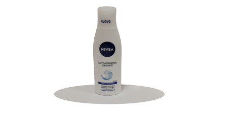 NIVEA VISO LATTE DETERGENTE IDRATANTE TUTTI I TIPI DI PELLE 200ML NIVEA 95125 Cosmetici viso e corpo