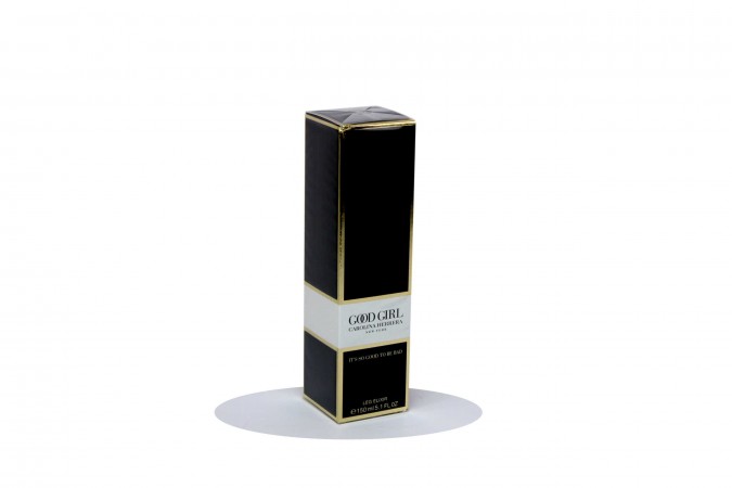 CAROLINA HERRERA GOOD GIRL OLIO IDRATANTE E ILLUMINANTE GAMBE 150ML Legs Oil Carolina Herrera 220650 Creme e lozioni