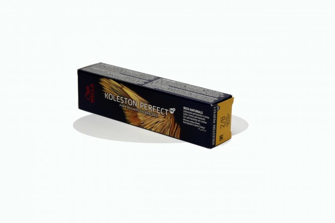 WELLA KOLESTON PERFECT RICH NATURALS N. 2/8 Colorazione Permanente In Crema Wella 640215/28 Colore