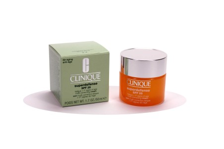 CLINIQUE SUPERDEFENSE SPF25 50ML Crema Protettiva Antietà e antifatica 3,4 Clinique 28084 Antirughe