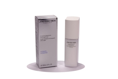 Shiseido Men Energizing Moisturizer Extra Light Fluid 100ML Shiseido 830322 Detergenti e tonici
