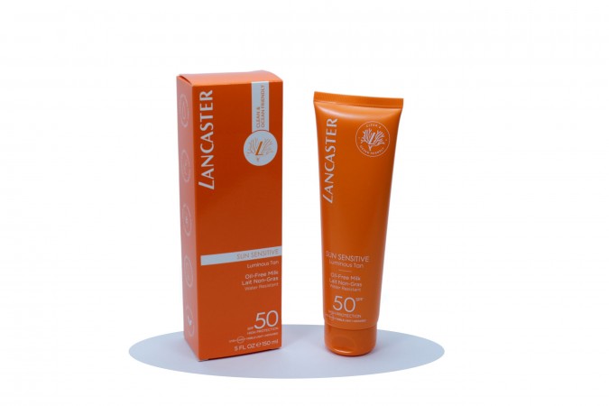 Solari Lancaster Sun Sensitive Oil-Free Milk SPF50 150ml Latte Solare Senza Olio Lancaster 850873 Protezioni solari