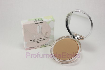 Clinique Almost Powder Makeup Spf 15 N.04 Neutral Fondotinta Polvere Naturale Clinique 029002/004 Viso